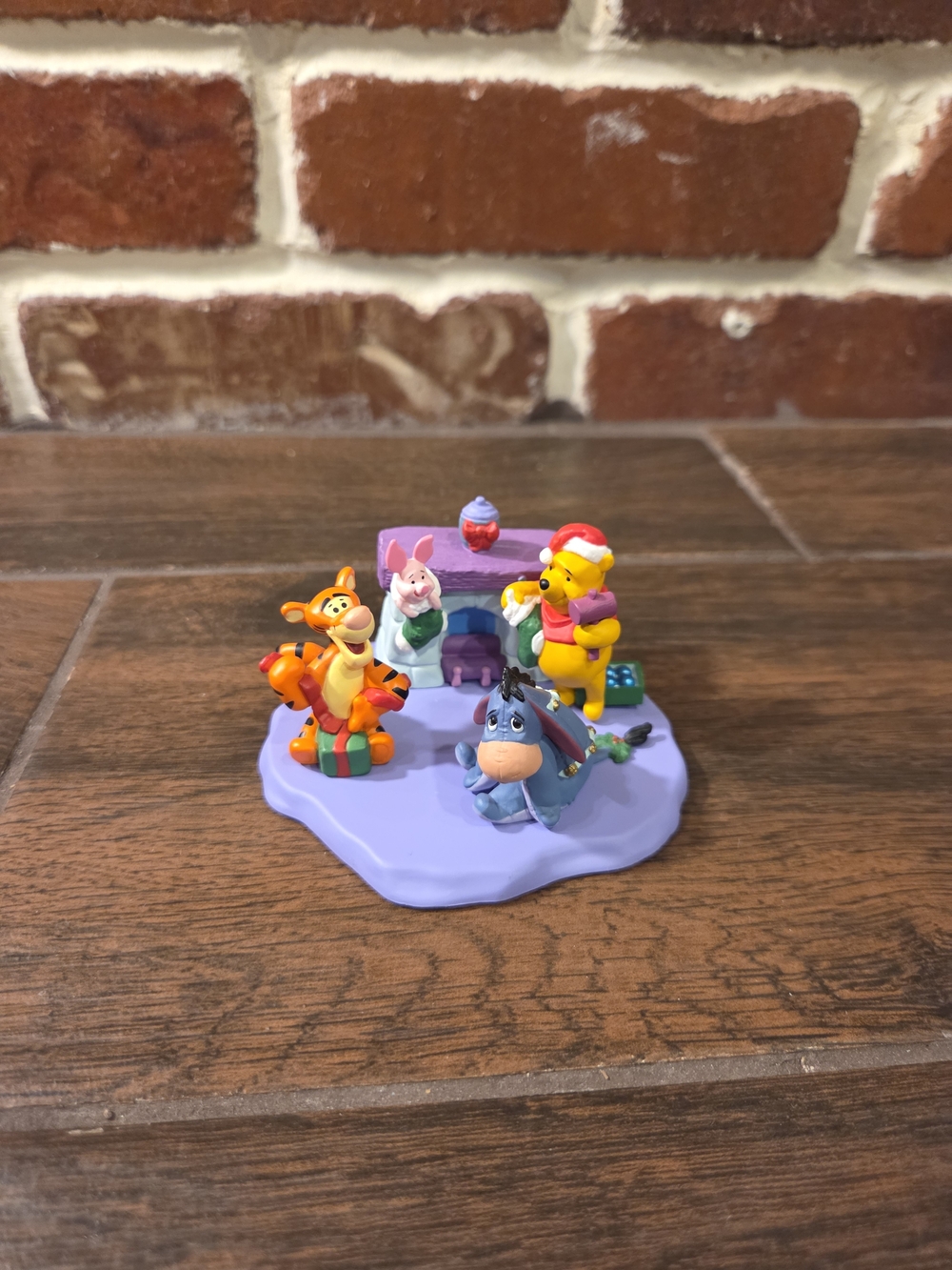 1999 Hallmark MERRY MINIATURES WINNIE THE POOH SET OF 4